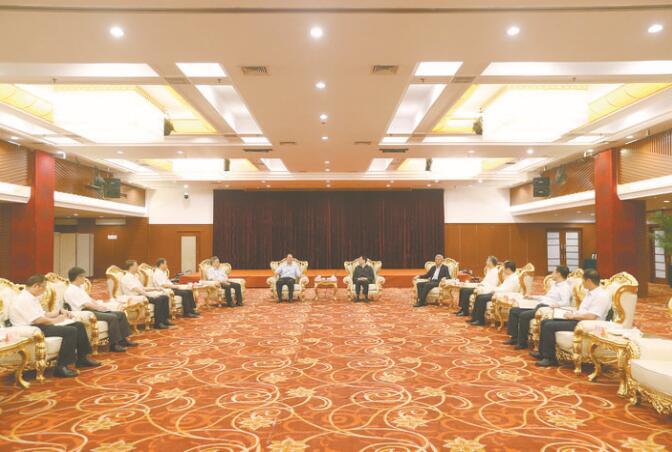 河南省委書記王國(guó)生、省長(zhǎng)尹弘會(huì)見(jiàn)國(guó)家電網(wǎng)董事長(zhǎng)、黨組書記毛偉明