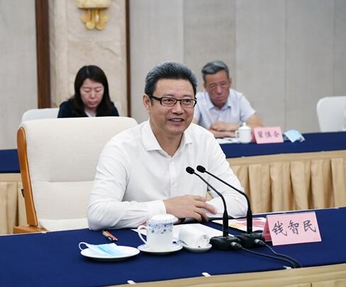 國家電投黨組書記、董事長錢智民拜會重慶市委副書記、市長唐良智