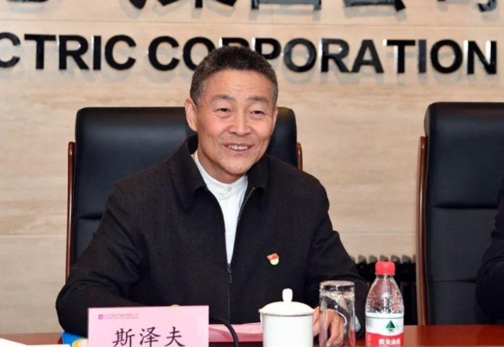 發(fā)展新能源要與電力安全統(tǒng)籌兼顧——訪全國政協(xié)常委，哈爾濱電氣集團有限公司黨委書記、董事長斯?jié)煞? /></a></div>
				<div   id=