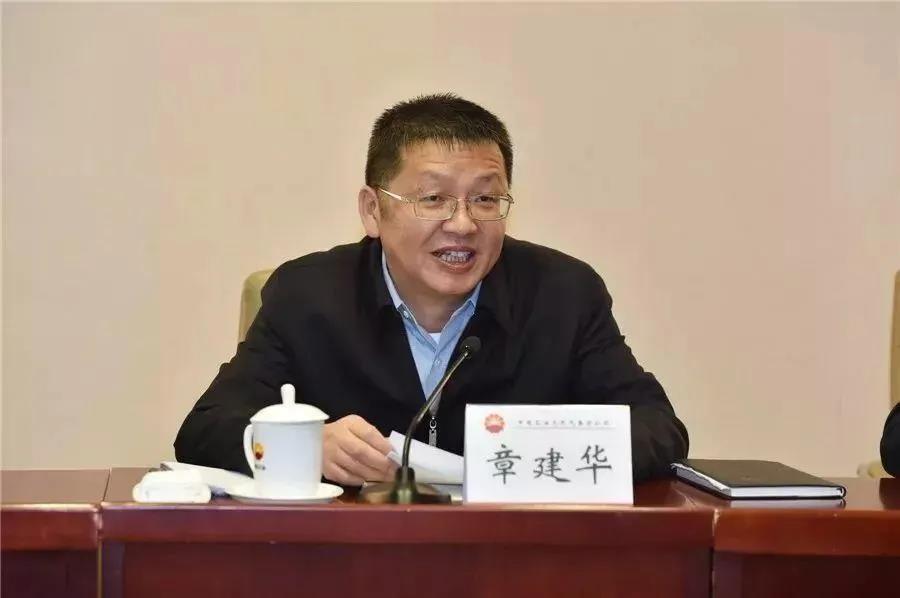 國(guó)家能源局長(zhǎng)章建華：發(fā)展以消納新能源為主的微電網(wǎng)、局域網(wǎng)，加快新能源主動(dòng)支撐、大規(guī)模儲(chǔ)能電站的新型電力系統(tǒng)！