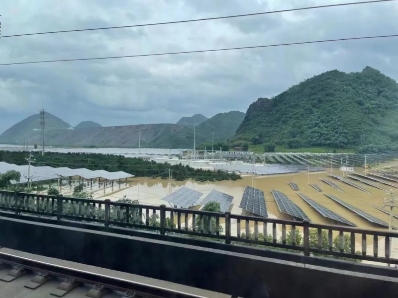 地面電站秒變漂浮電站，又一光伏電站被水淹！