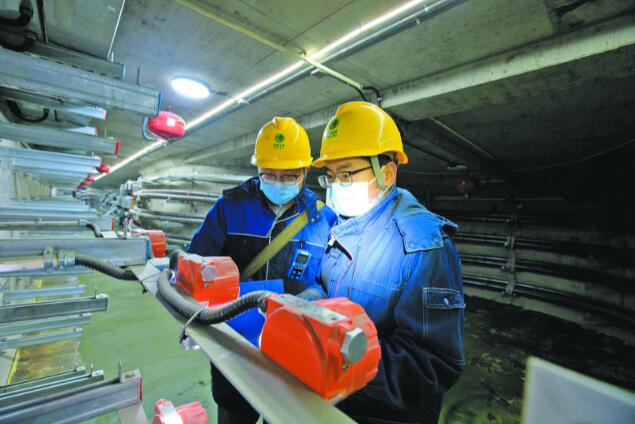 銀川供電公司：“臨近春節(jié)，保障居民安全可靠用電更是頭等大事”