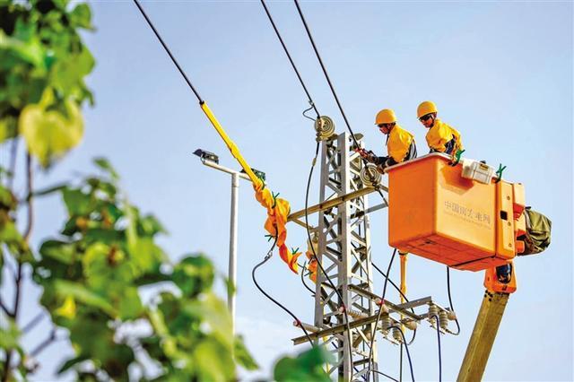 海南電網公司持續優化用電營商環境，提升供電服務水平