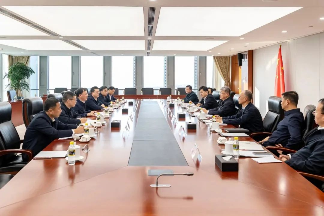 國家能源集團(tuán)黨組書記、董事長劉國躍與中國大唐黨組副書記、總經(jīng)理張傳江會(huì)談
