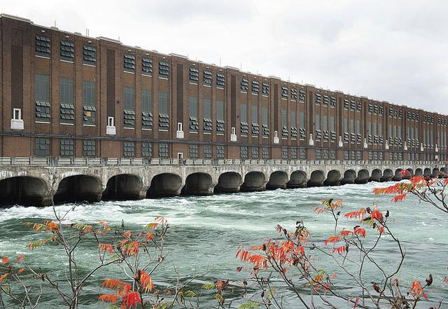 極端天氣殃及加拿大水力發電，“水電出口大國”向美國買電